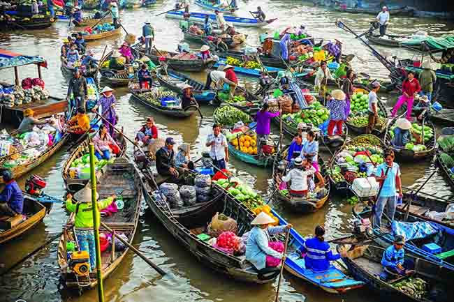 mercado-flotante-en-Vietnam